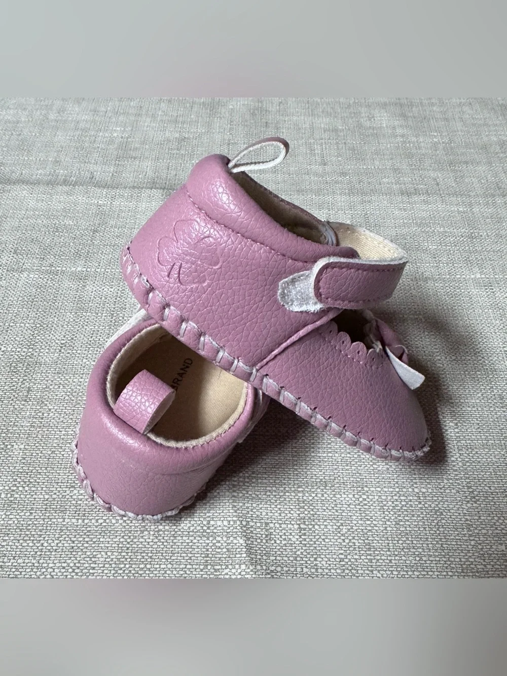LUCKY BRAND INFANT GIRLS MARY JANE CRIB SHOES w/BOW. SZ 3”